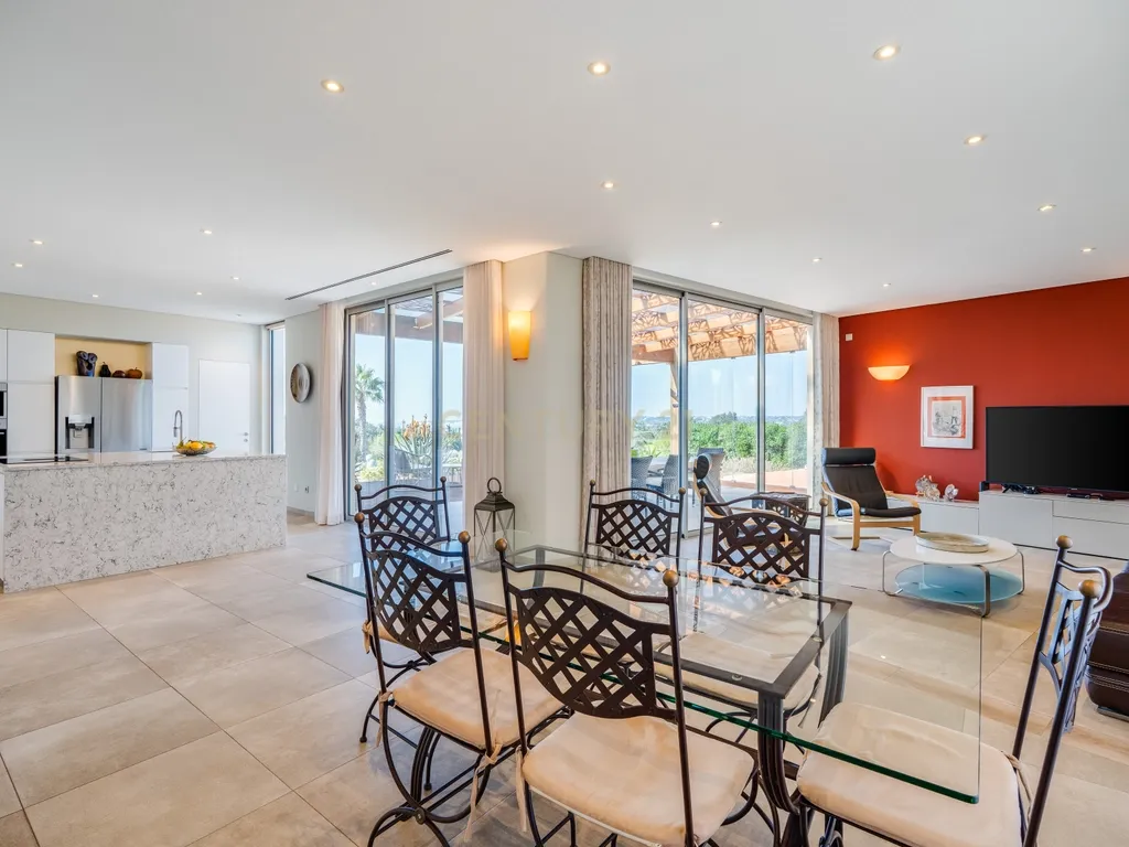 Luxuosa e Exclusiva moradia T5 I Vista Mar I 5 minutos da Praia I 18.598 m² I Albufeira - imagem 05