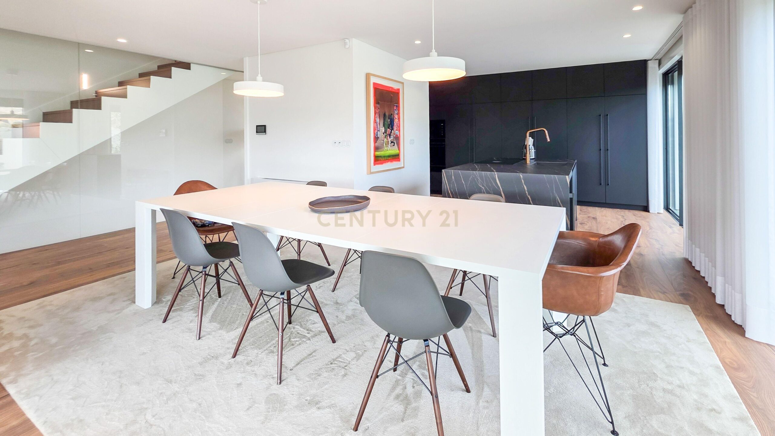 Moradia Contemporânea T4 com Piscina | Arquitetura Premium | Brufe, Vila Nova de Famalicão - imagem 06