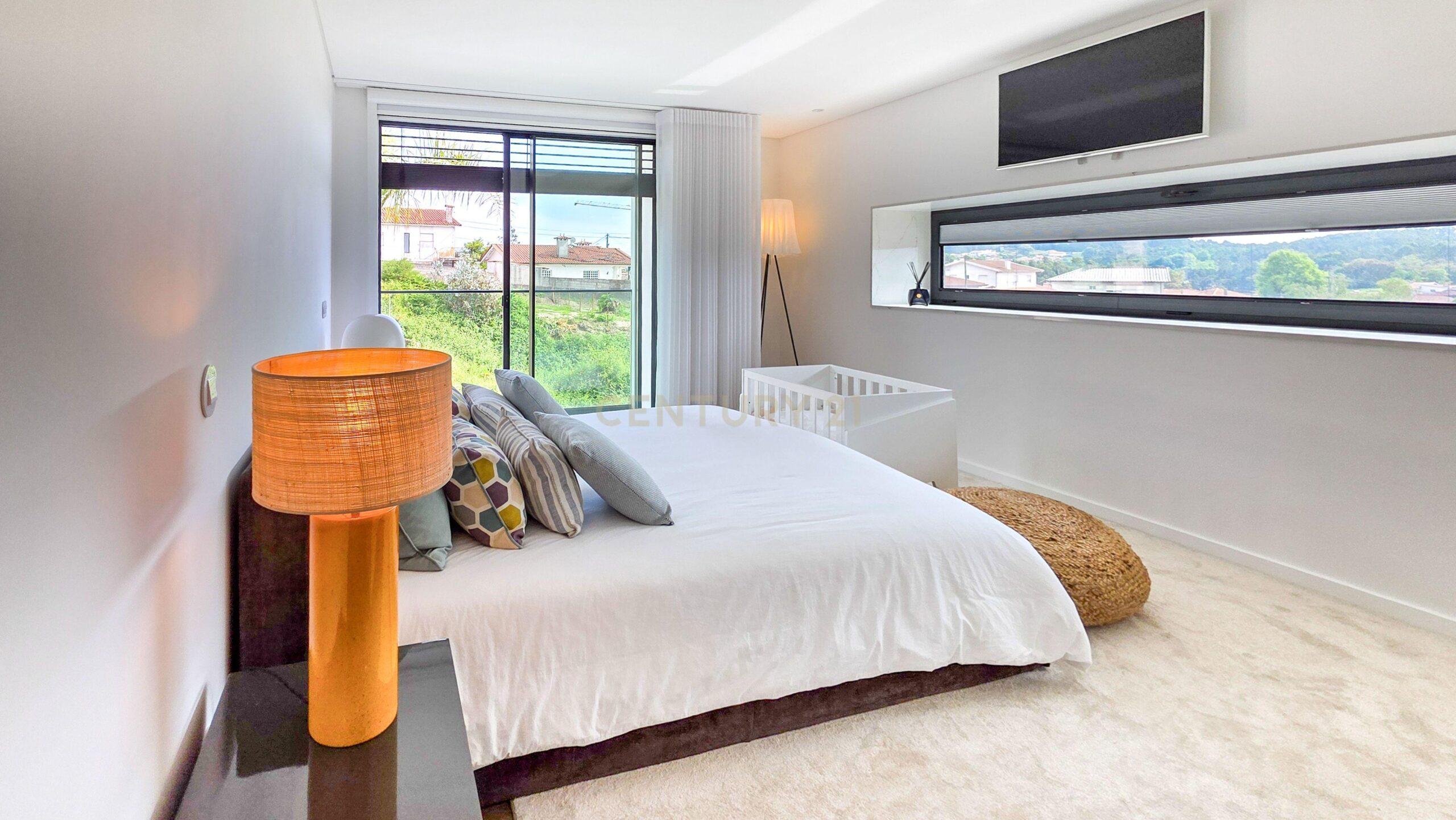 Moradia Contemporânea T4 com Piscina | Arquitetura Premium | Brufe, Vila Nova de Famalicão - imagem 12