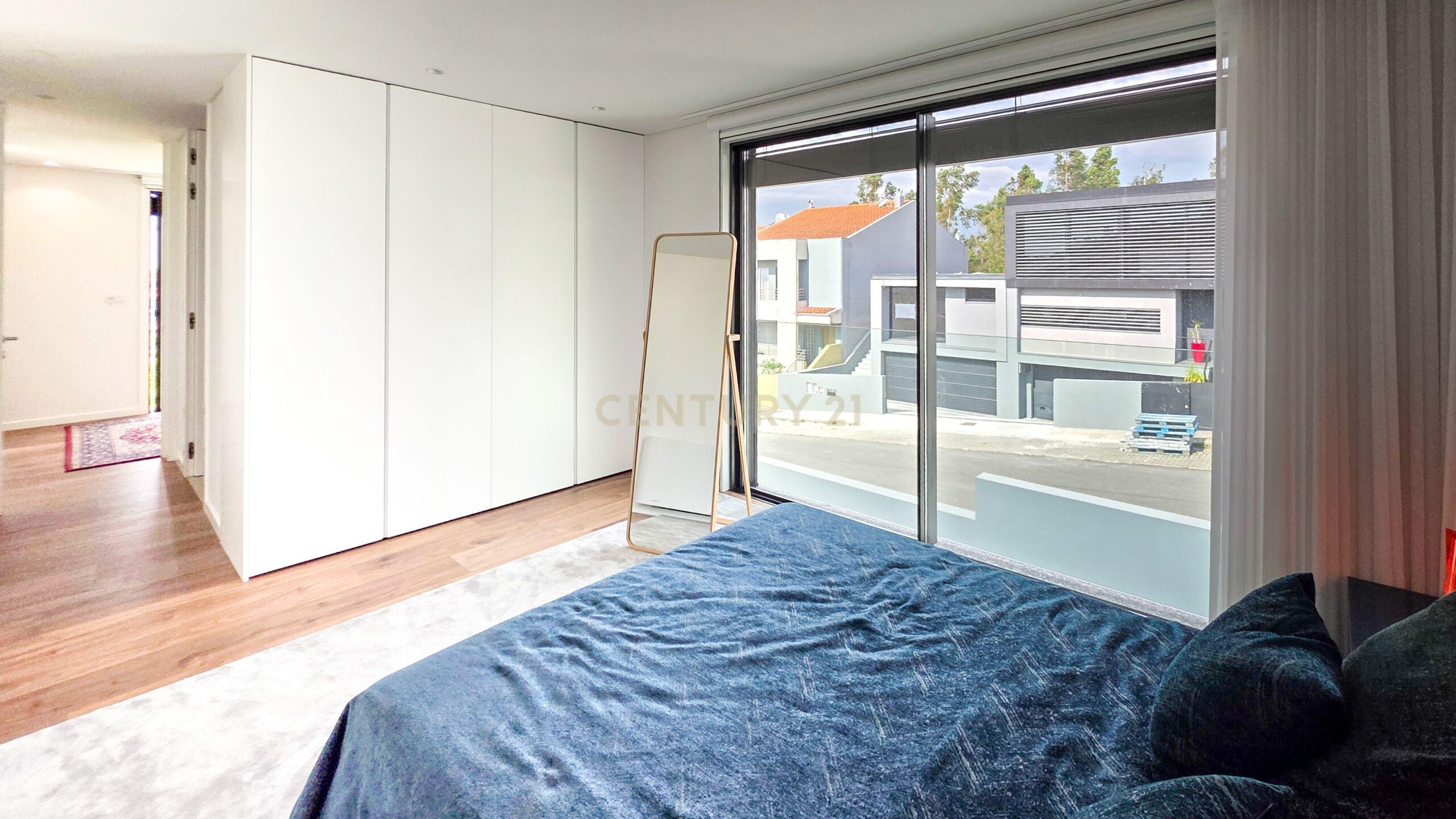 Moradia Contemporânea T4 com Piscina | Arquitetura Premium | Brufe, Vila Nova de Famalicão - imagem 26