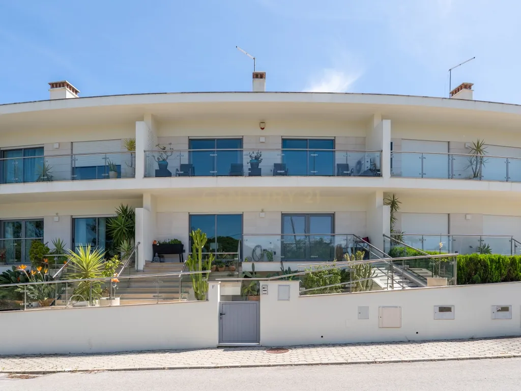 Moradia 5 Quartos, com espaços amplos e conforto absoluto. Piscina, Sala de Cinema e Garagem em Box. Monte da Balaia ,Olhos de Água, Albufeira - imagem 35