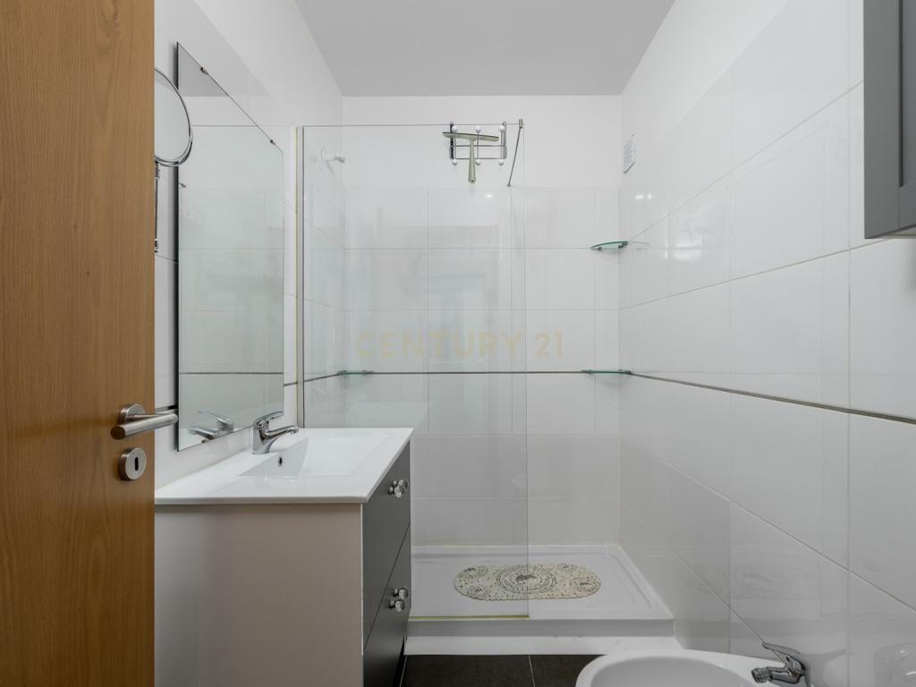 Apartamento T2 com piscina em Olhão – imagem 20
