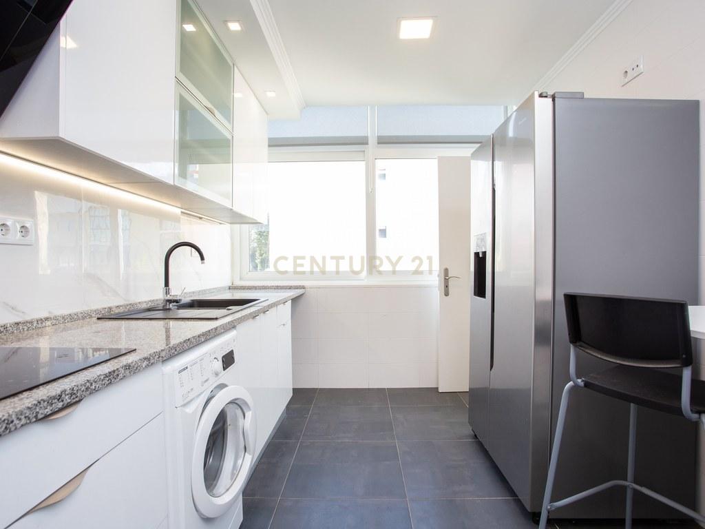 Apartamento T2 em Rio de Mouro — imagem 02