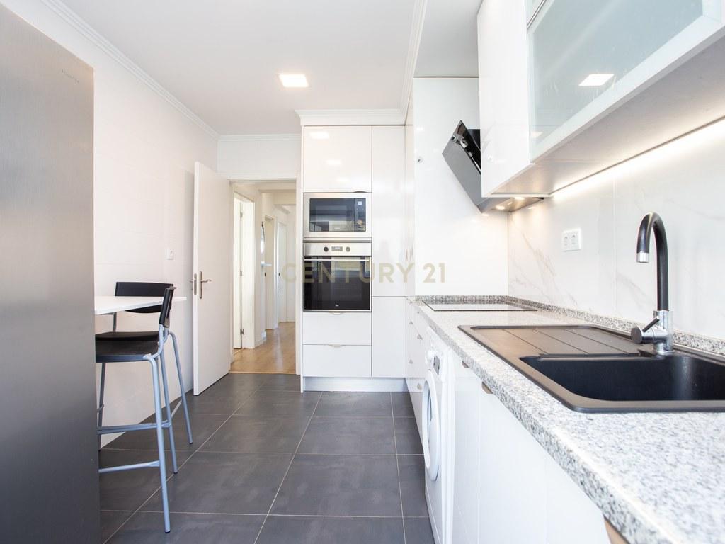 Apartamento T2 em Rio de Mouro — imagem 04