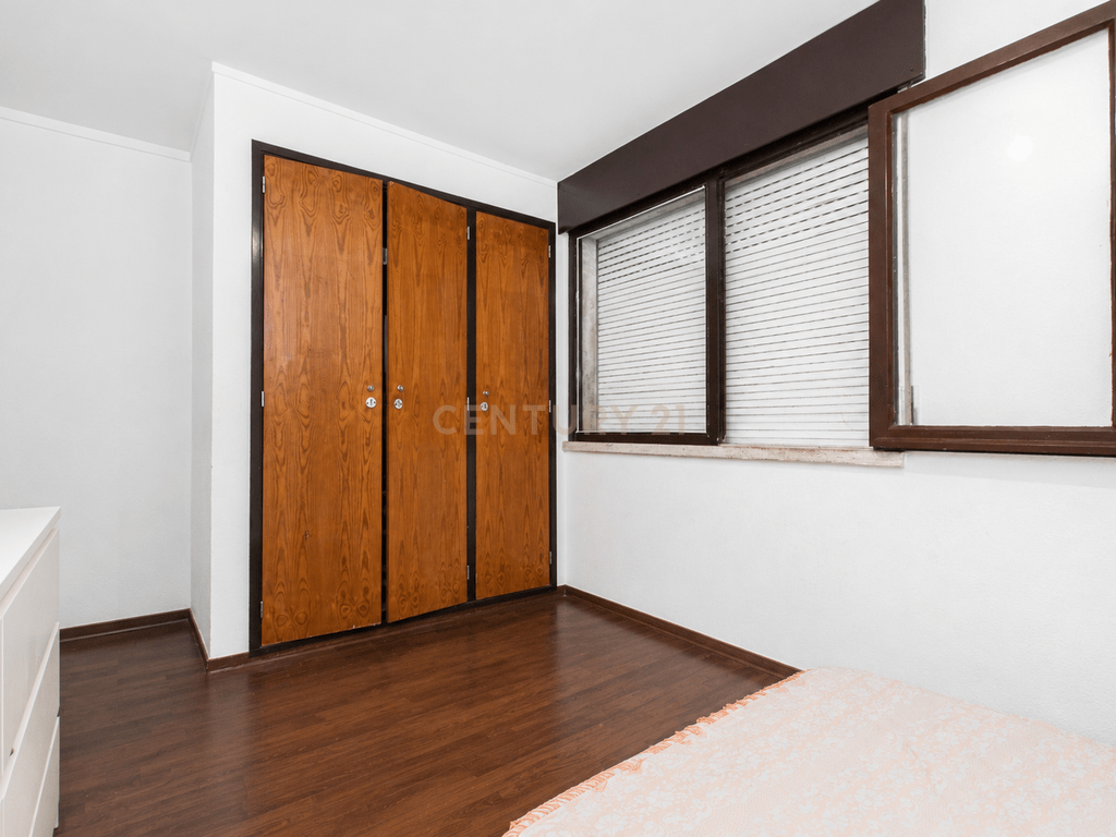 Apartamento T3 em Monte Abraão – imagem 12