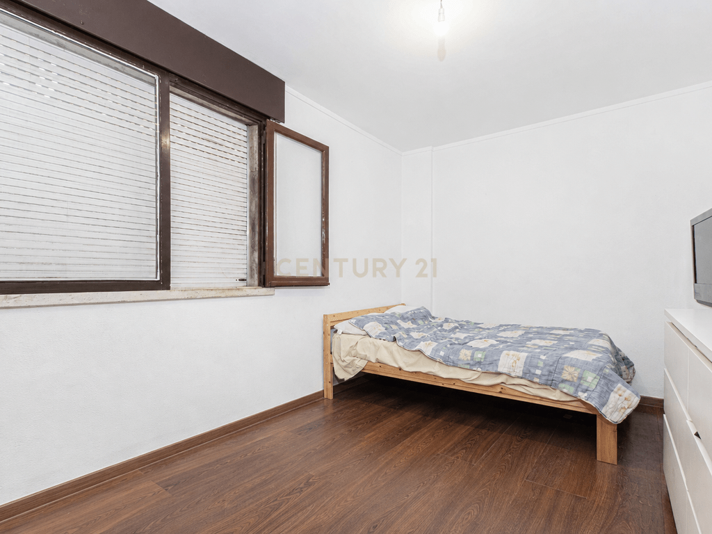 Apartamento T3 em Monte Abraão – imagem 15