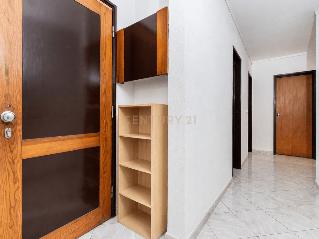 Apartamento T3 em Monte Abraão – imagem 16