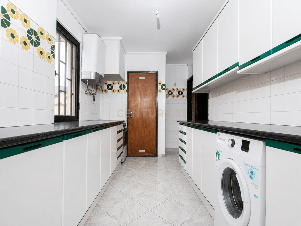 Apartamento T3 em Monte Abraão – imagem 19