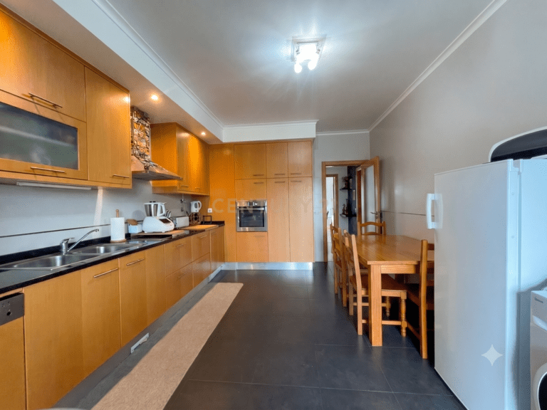 Apartamento T3 em Pereira — imagem 01