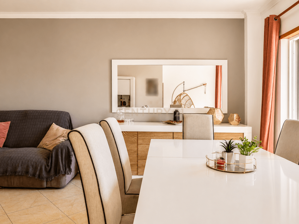 Apartamento T3 em Quelfes — imagem 02