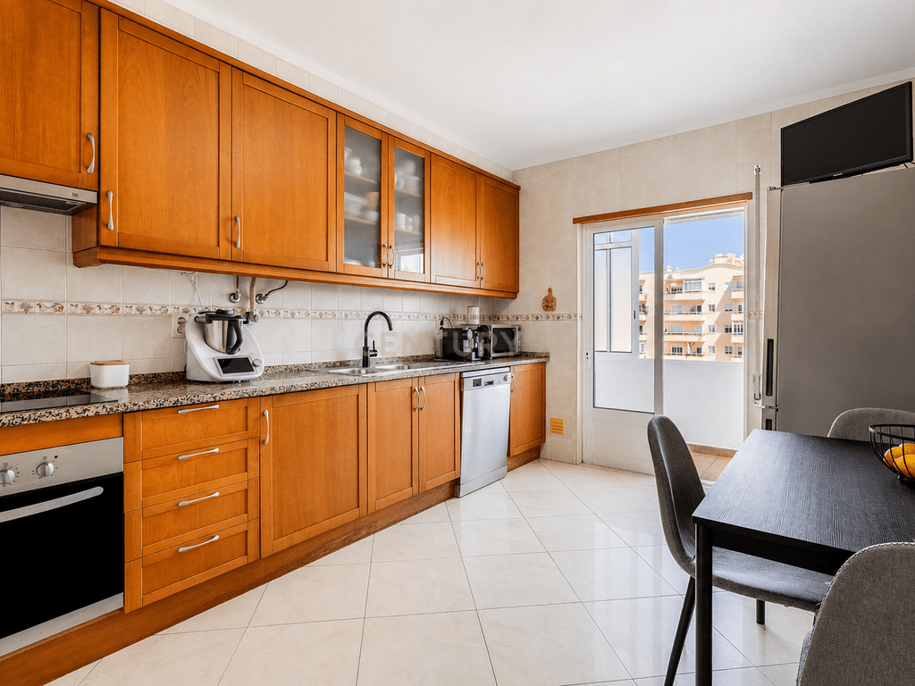 Apartamento T3 em Quelfes — imagem 09