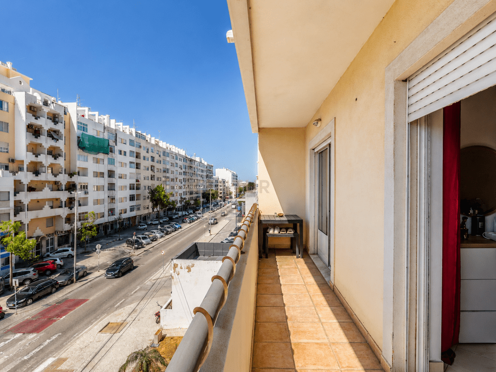 Apartamento T3 em Quelfes — imagem 23