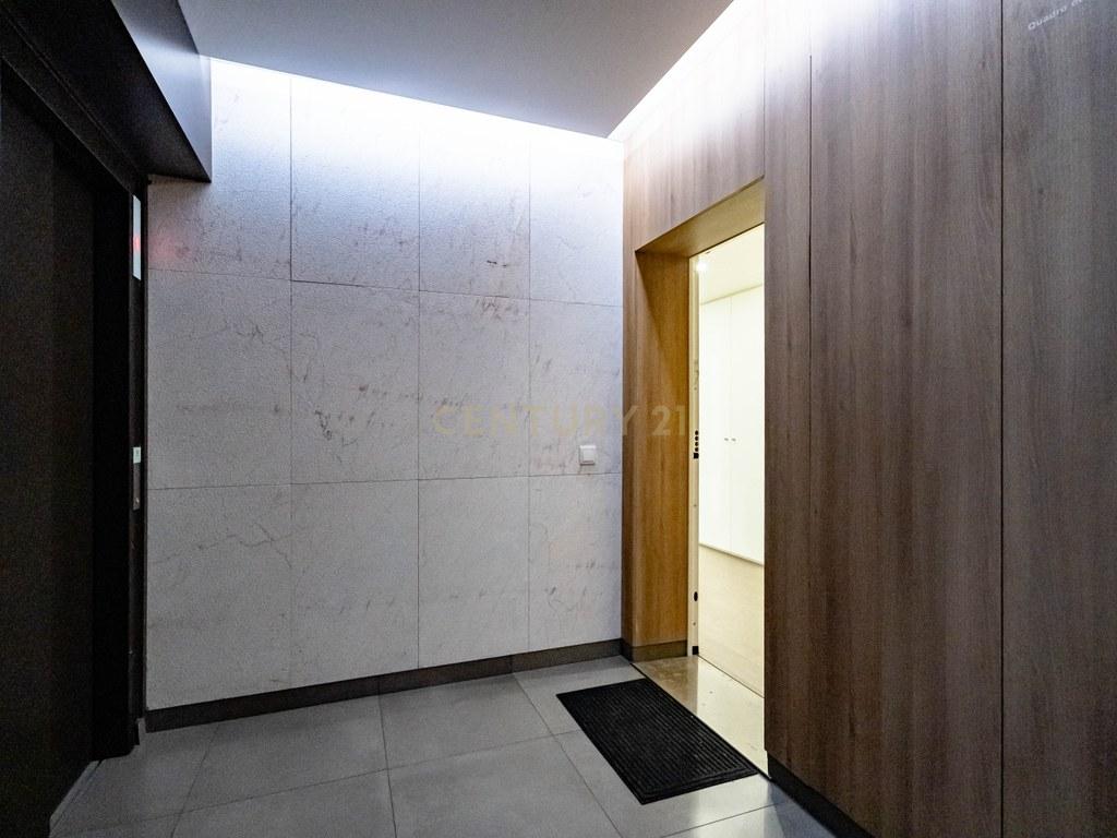 Apartamento T3 em Santo António dos Olivais — imagem 02