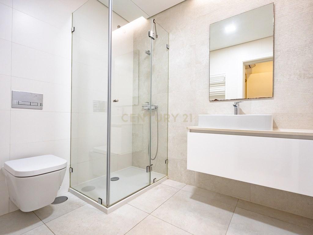 Apartamento T3 em Santo António dos Olivais — imagem 16