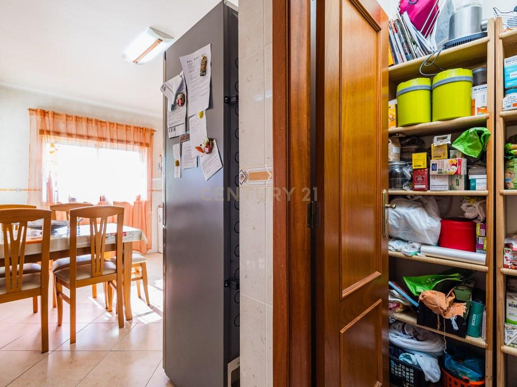 Apartamento T3 em União das freguesias de Marrazes e Barosa — imagem 09