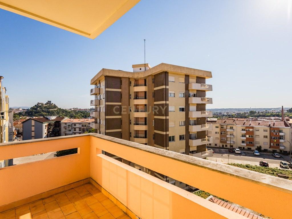 Apartamento T3 em União das freguesias de Marrazes e Barosa — imagem 14