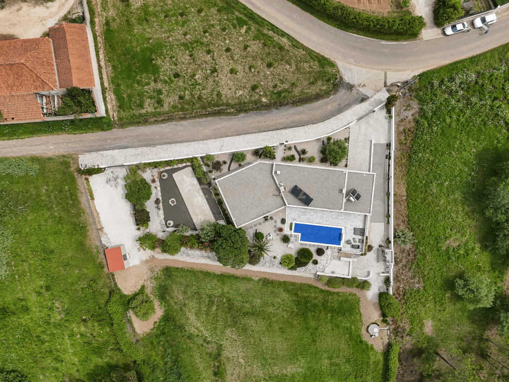 Moradia T3 em Caldas da Rainha – imagem 26