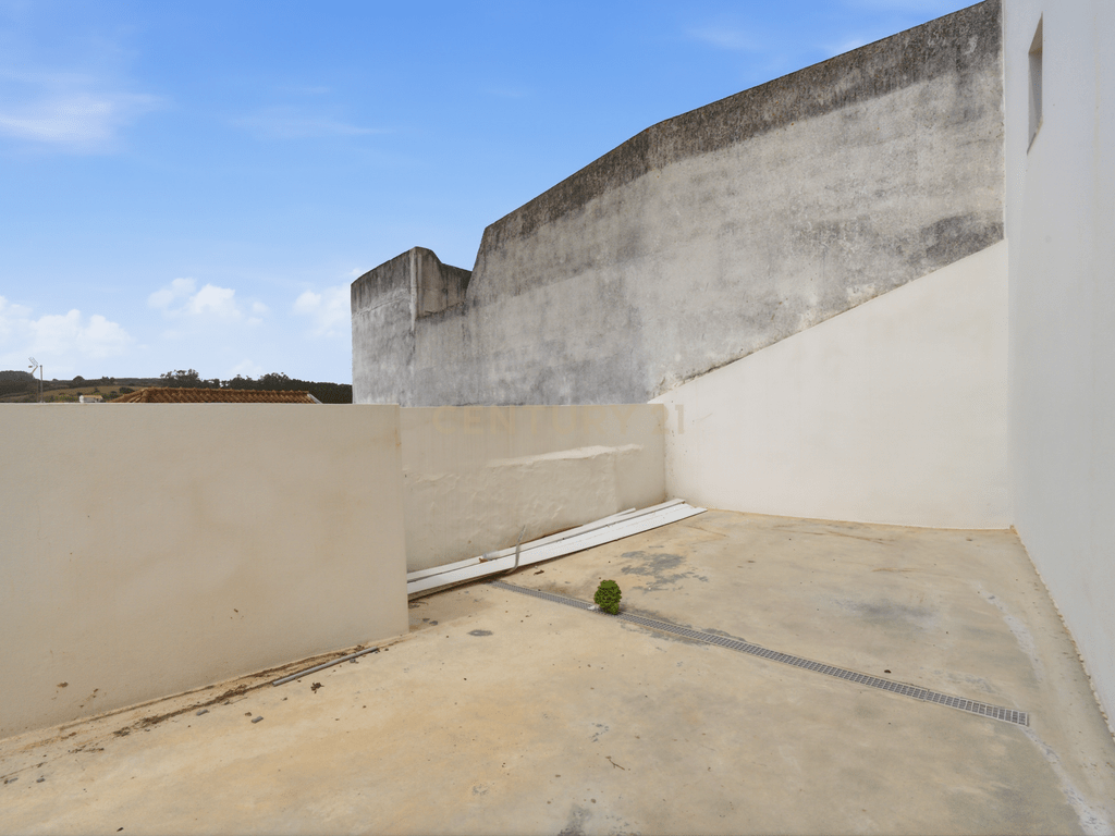 Moradia T3 em União das freguesias de Lourinhã e Atalaia — imagem 17