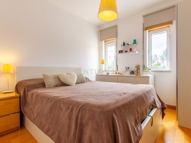 Apartamento T2 em Corroios — imagem 01