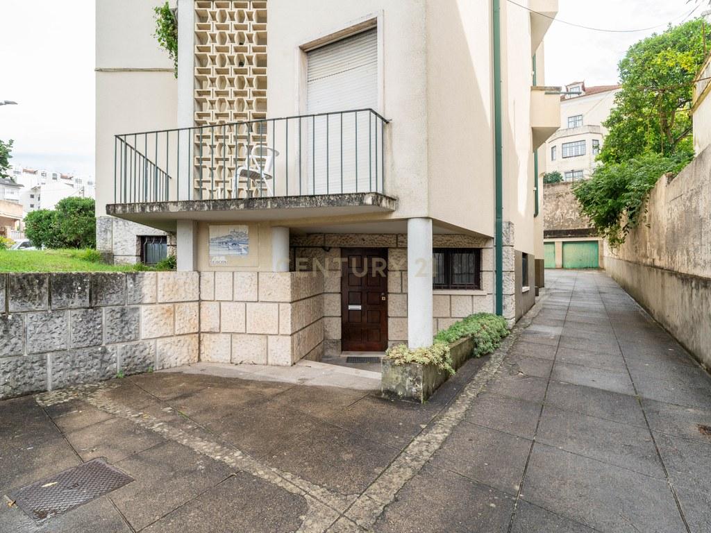 Apartamento T2 em União das freguesias de Coimbra (Sé Nova, Santa Cruz, Almedina e São Bartolomeu) — imagem 10