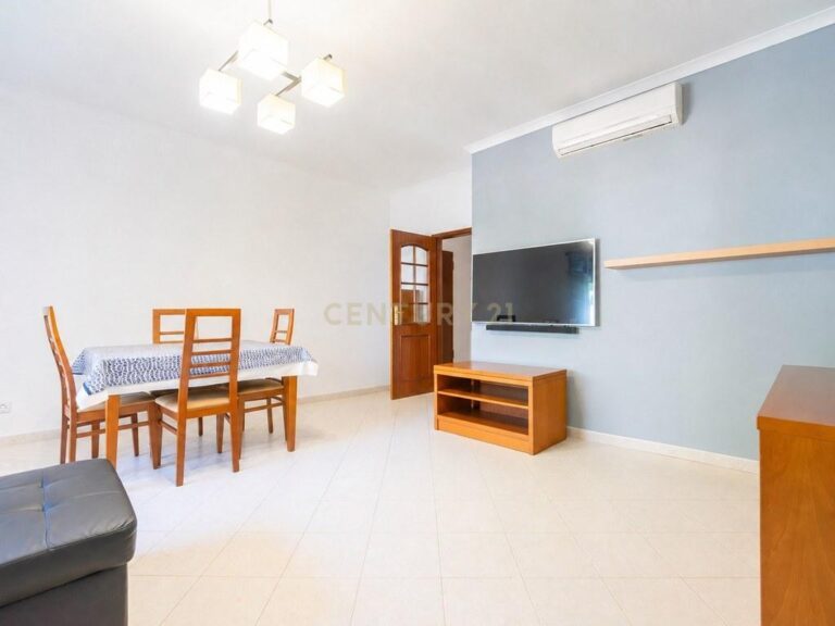 Apartamento T2 em União das freguesias de Faro (Sé e São Pedro) — imagem 01