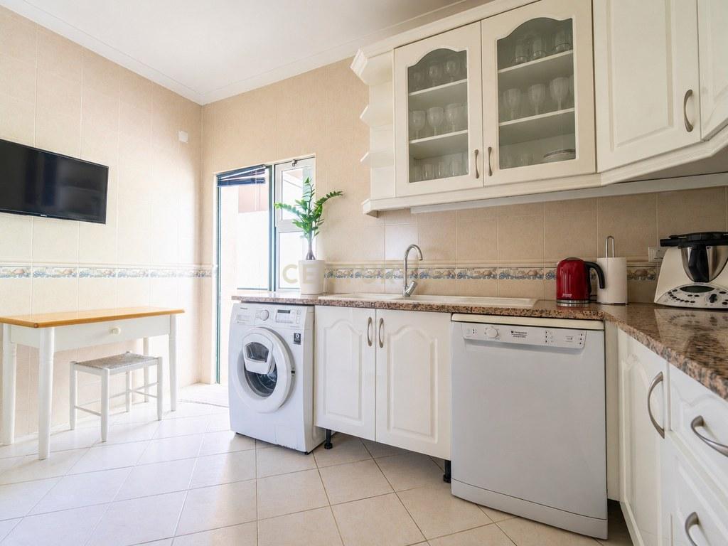 Apartamento T2 em União das freguesias de Faro (Sé e São Pedro) — imagem 07