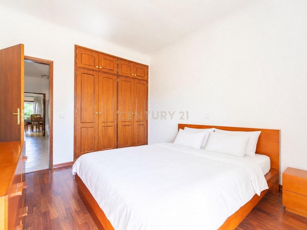 Apartamento T2 em União das freguesias de Faro (Sé e São Pedro) — imagem 15