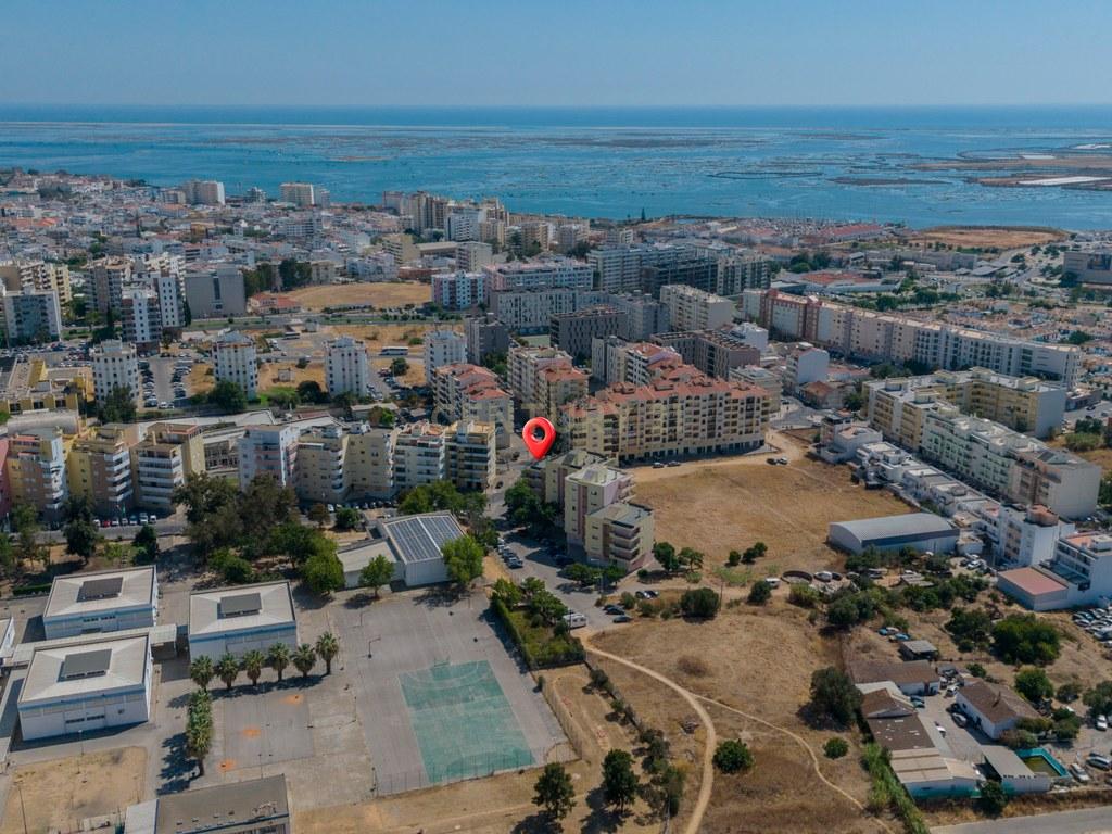 Apartamento T2 em União das freguesias de Faro (Sé e São Pedro) — imagem 19