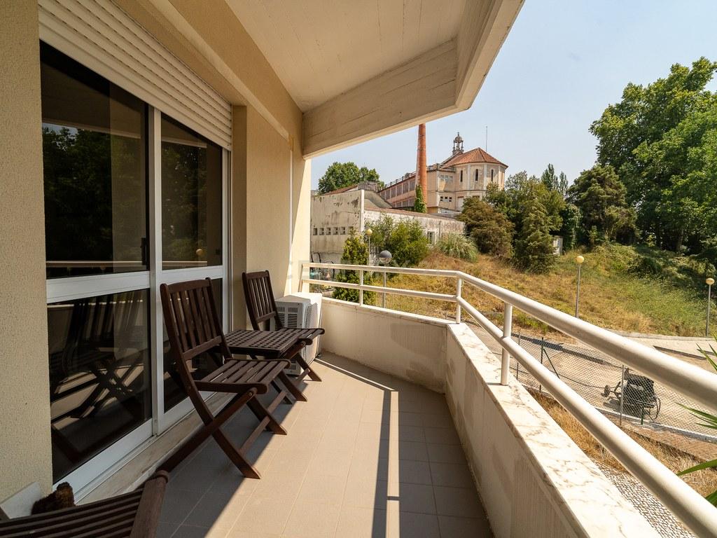 Apartamento T3 em Santo António dos Olivais — imagem 08