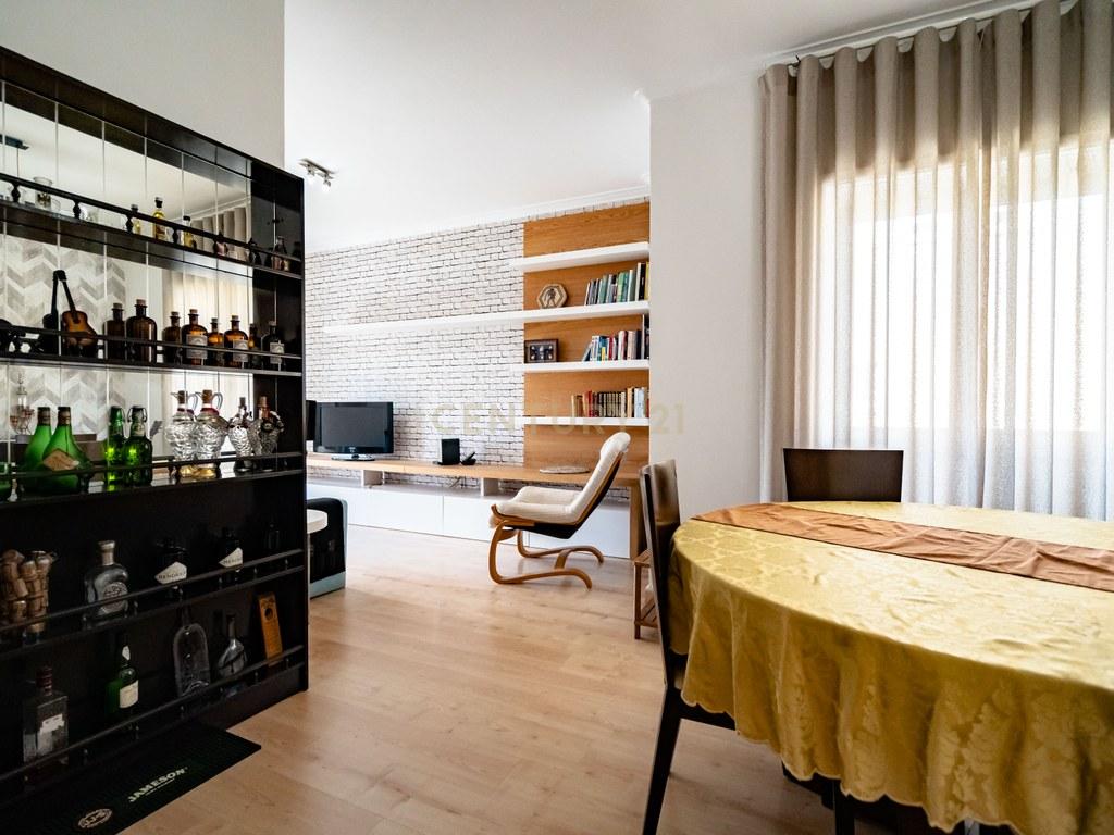 Apartamento T3 em União das freguesias de Coimbra (Sé Nova, Santa Cruz, Almedina e São Bartolomeu) — imagem 02