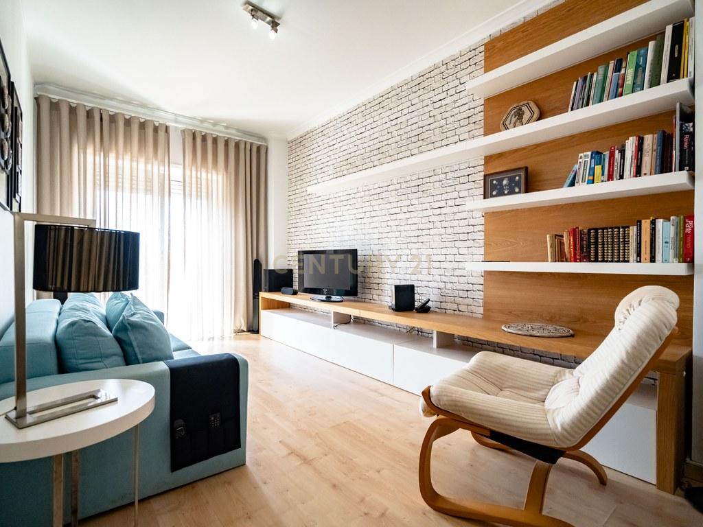 Apartamento T3 em União das freguesias de Coimbra (Sé Nova, Santa Cruz, Almedina e São Bartolomeu) — imagem 05