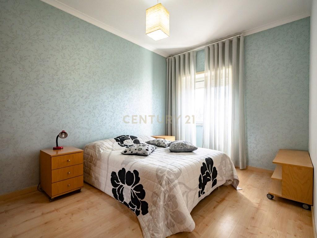 Apartamento T3 em União das freguesias de Coimbra (Sé Nova, Santa Cruz, Almedina e São Bartolomeu) — imagem 06