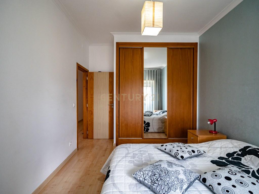 Apartamento T3 em União das freguesias de Coimbra (Sé Nova, Santa Cruz, Almedina e São Bartolomeu) — imagem 09