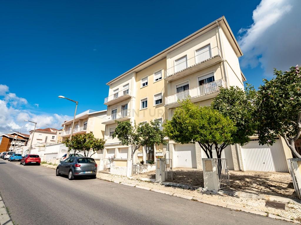 Apartamento T3 em União das freguesias de Coimbra (Sé Nova, Santa Cruz, Almedina e São Bartolomeu) — imagem 14