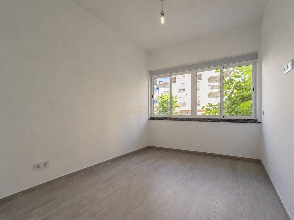 Apartamento T4+ em Olhão — imagem 09