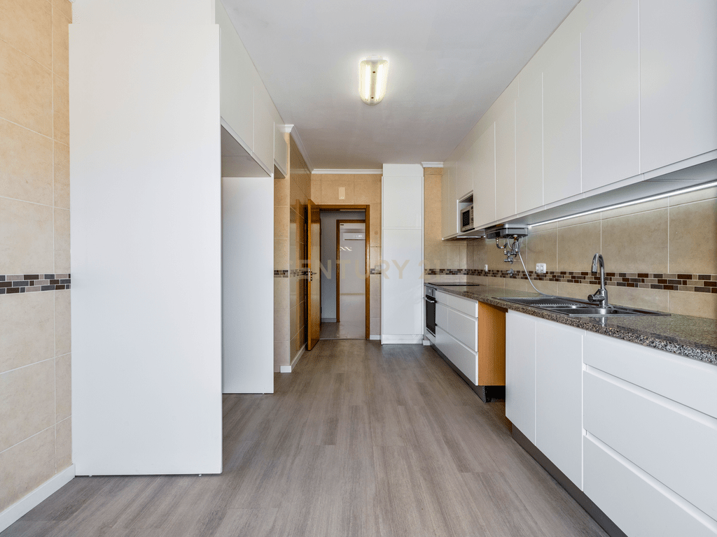 Apartamento T4+ em União das freguesias de Conceição e Estoi — imagem 11