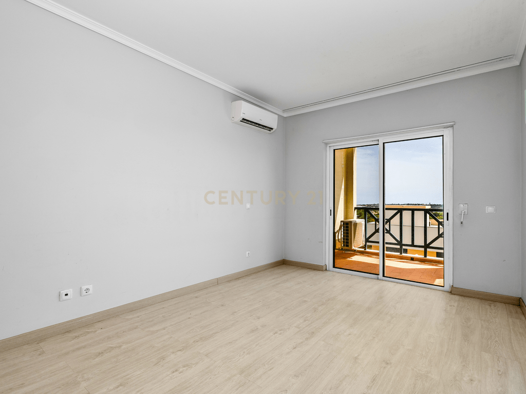 Apartamento T4+ em União das freguesias de Conceição e Estoi — imagem 18