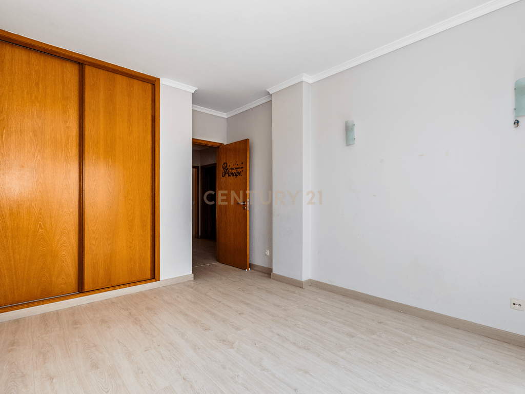 Apartamento T4+ em União das freguesias de Conceição e Estoi — imagem 19