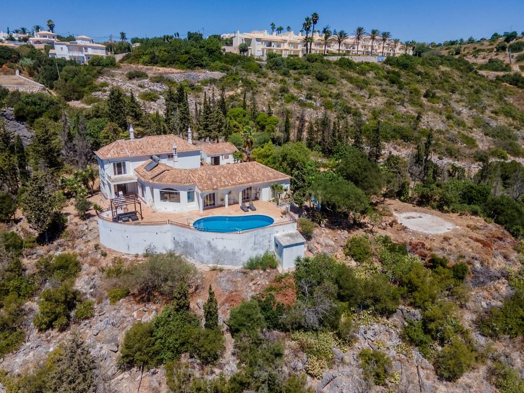 Moradia T4+ em Albufeira e Olhos de Água — imagem 04