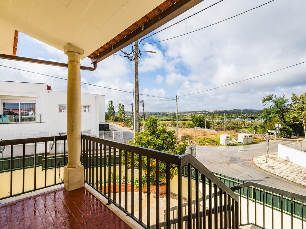 Moradia T4+ em União das freguesias de Marrazes e Barosa — imagem 08