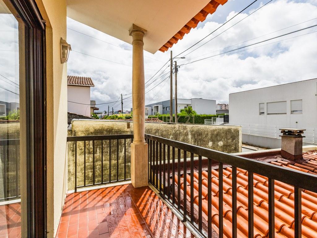 Moradia T4+ em União das freguesias de Marrazes e Barosa — imagem 09