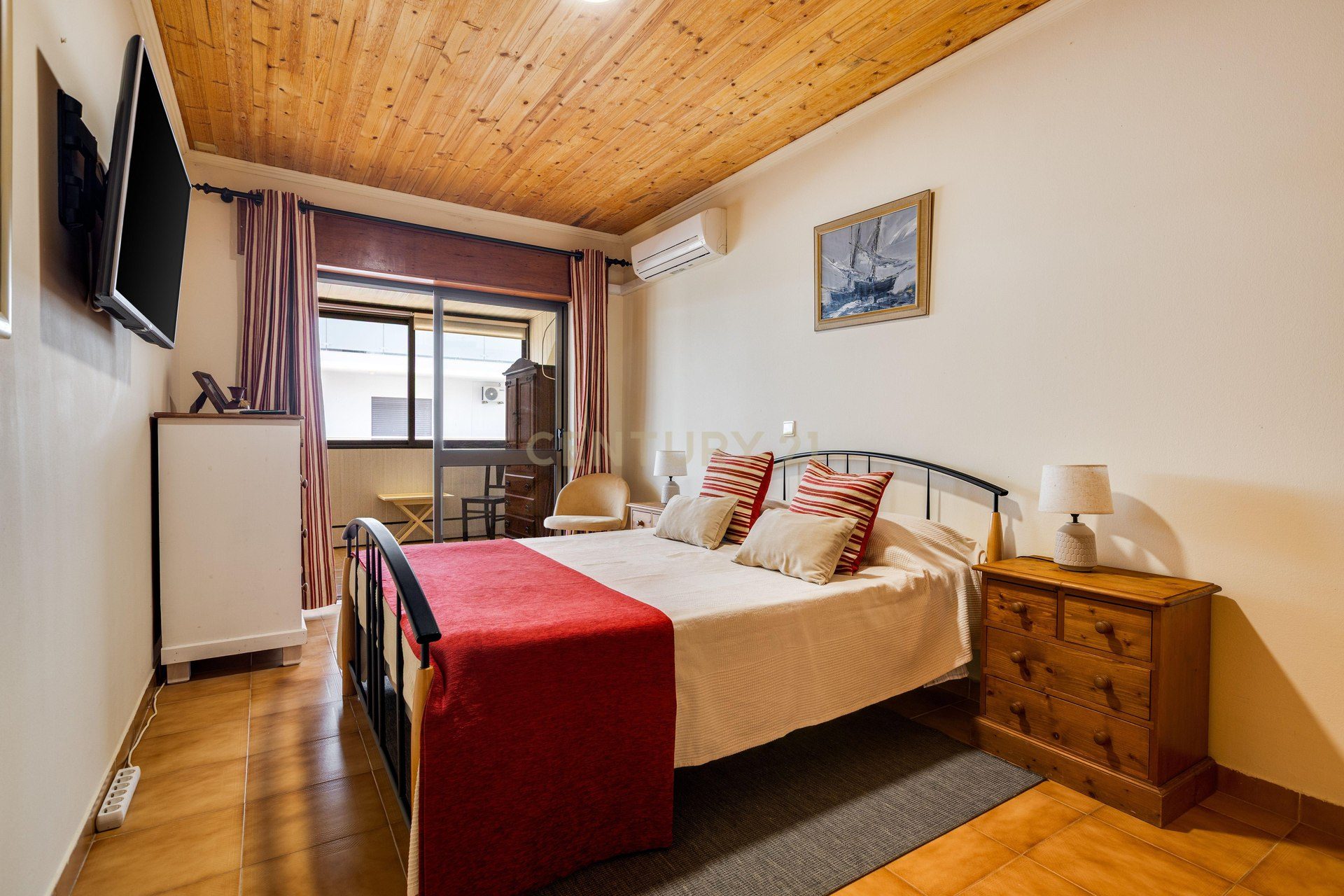 Apartamento T1+1 à Venda em Quarteira — C0384-00374 — imagem 09