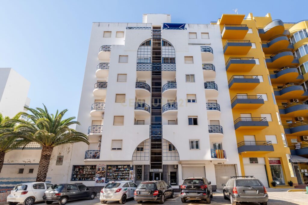 Apartamento T2 em Armação de Pêra, Silves — C0240-03716 — imagem 01